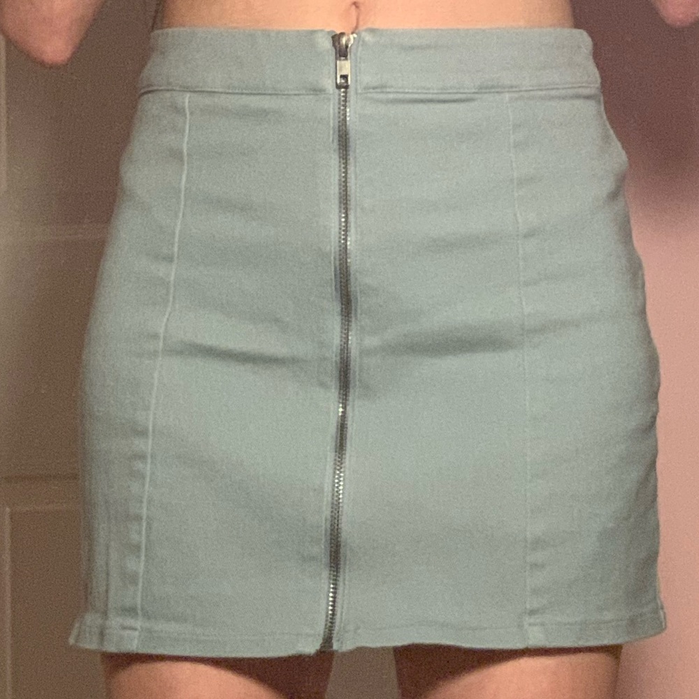 Light Green Zip-Up Mini Skirt